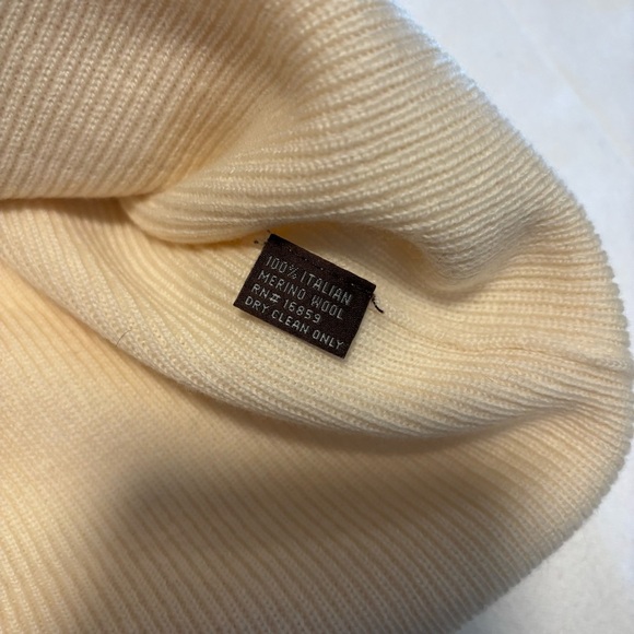 J. McLaughlin Merino Wool Sweater S Cream Ruffle Sleeve Layered Bell Cuff - Picture 7 of 7